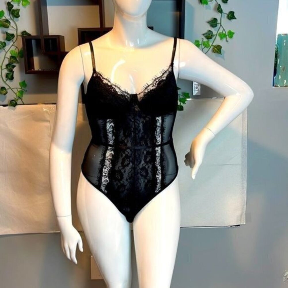 Cupshe Sexy Eyelash Lace V-Neck Bustier Bodysuit Size Large RefHHH